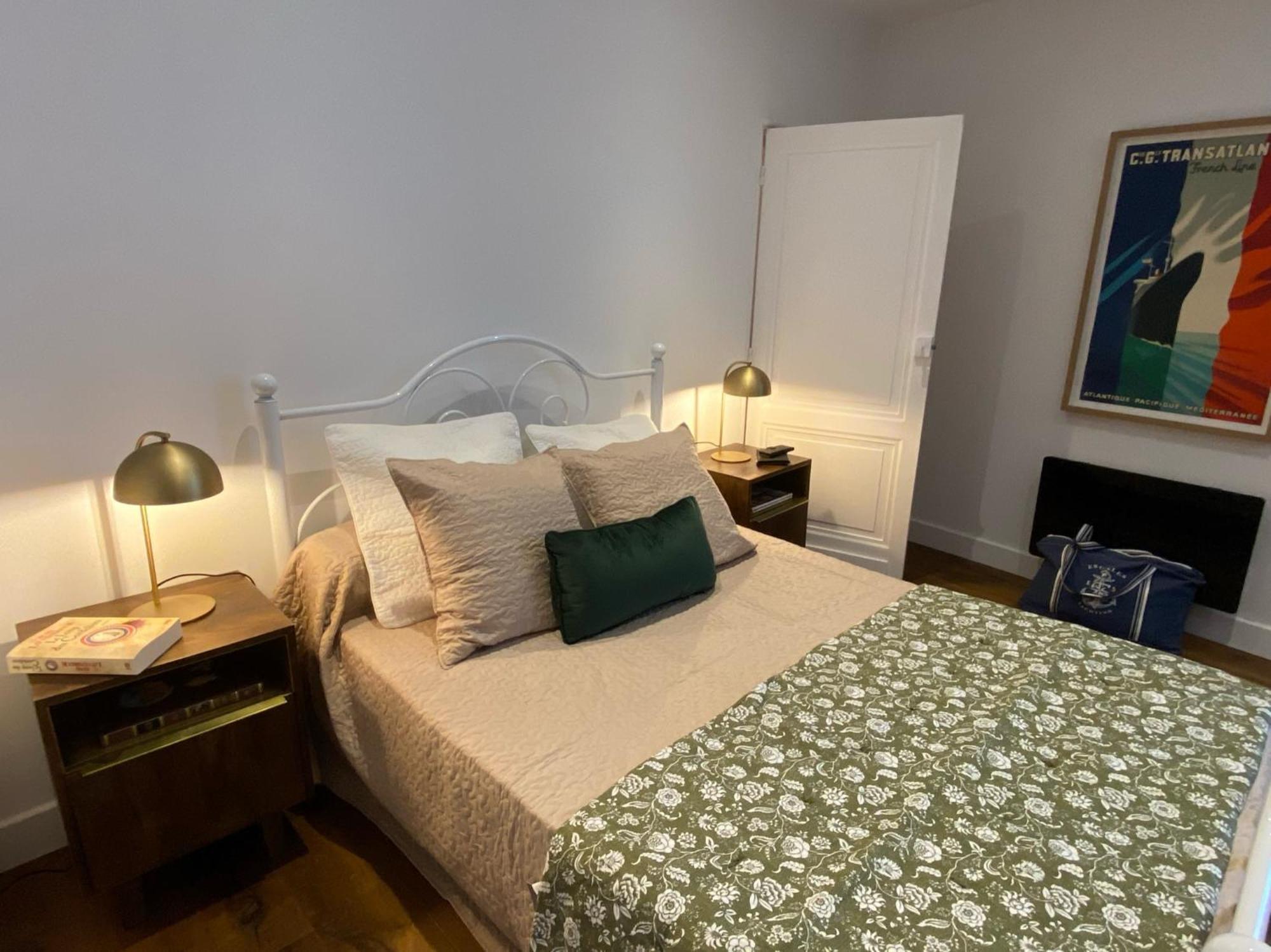 Le Prieure De Saint Pierre Bed & Breakfast Bagian luar foto